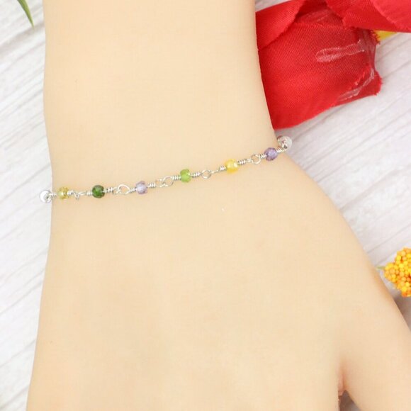 "Trendy Handmade Bracelet – A Thoughtful Gift for Girls & Women | UNVRC1470 - Picture 10 of 10